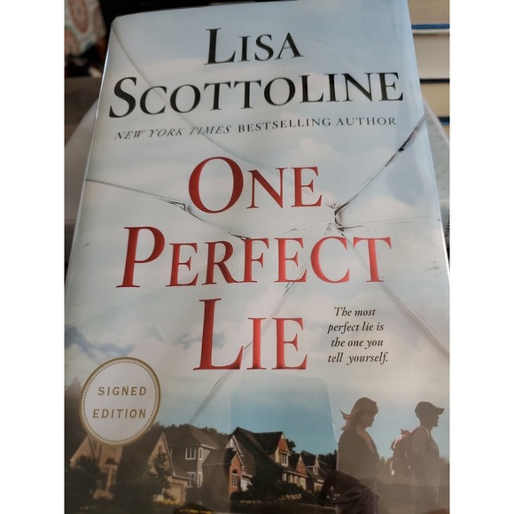 lisa scottoline books lot Of 3 Hardcover Titles In Description - Picture 2 of 4
